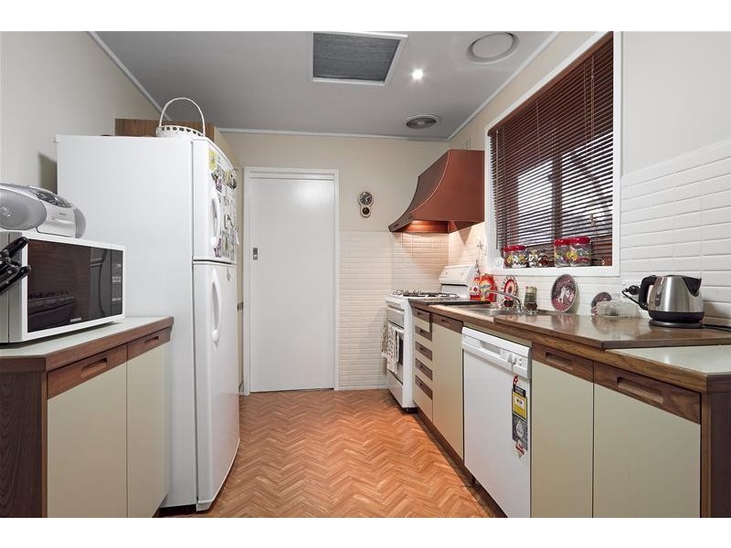 1 Walnut  Court, Mulgrave VIC 3170