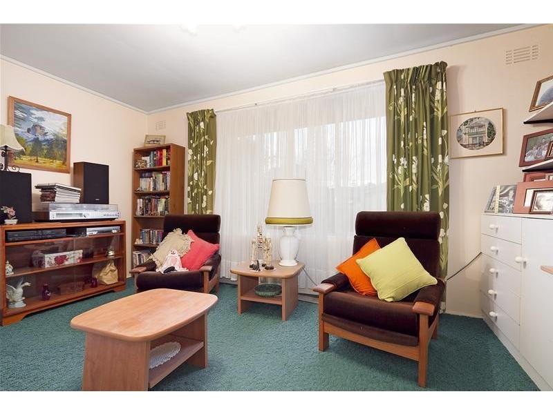 1 Walnut  Court, Mulgrave VIC 3170