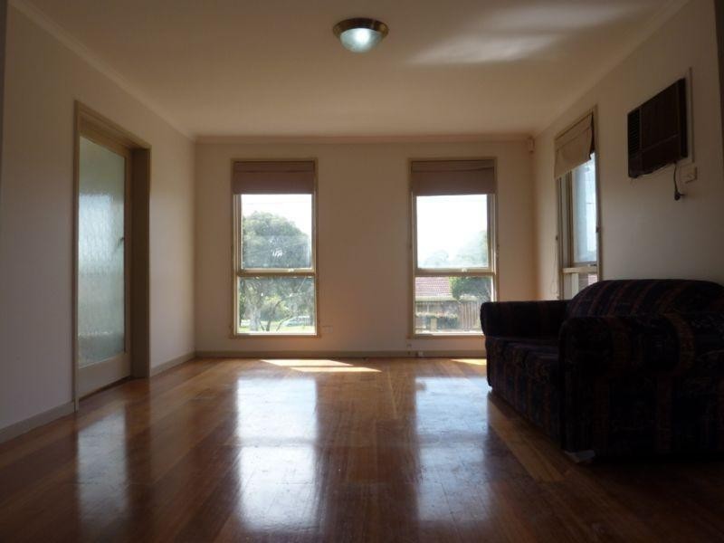 44 Outlook Drive, Dandenong North VIC 3175