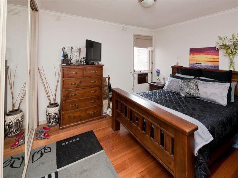 44 Outlook Drive, Dandenong North VIC 3175