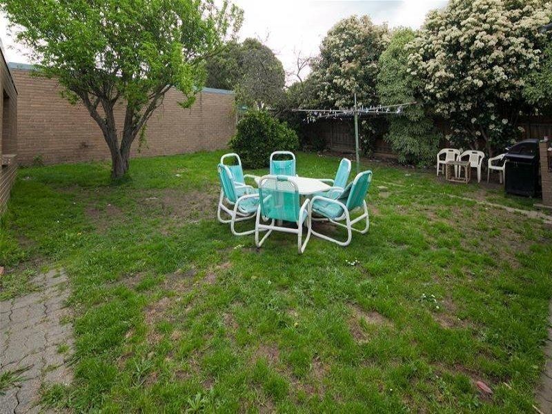 44 Outlook Drive, Dandenong North VIC 3175