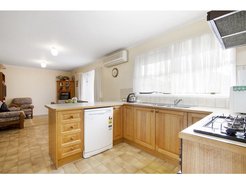 4 Curtayne Court, Noble Park North VIC 3174