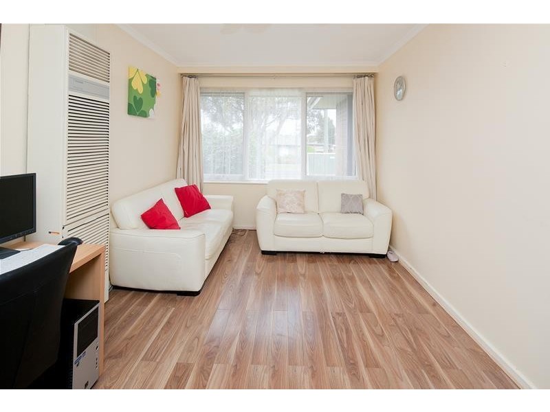 1/5 Third Avenue, Dandenong North VIC 3175