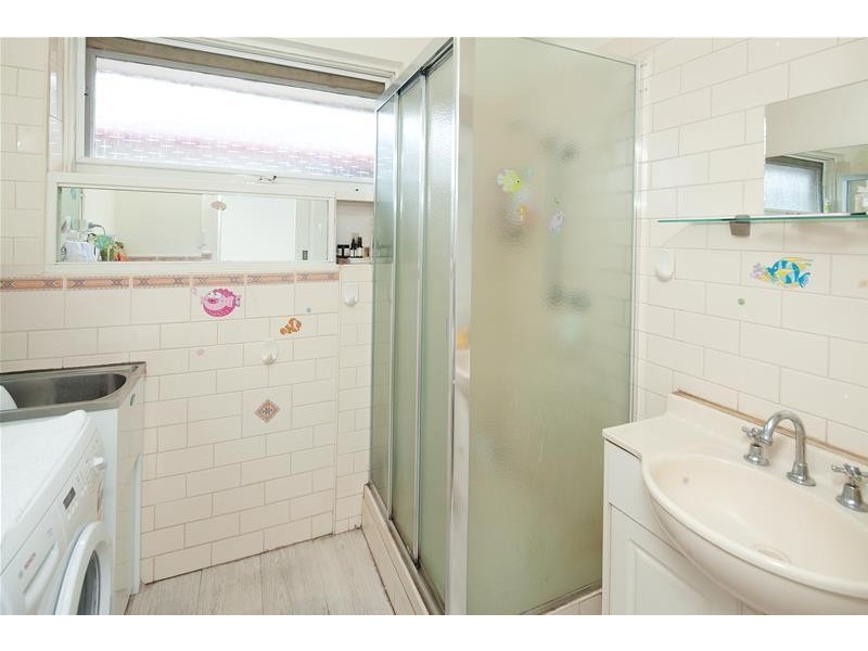 1/5 Third Avenue, Dandenong North VIC 3175