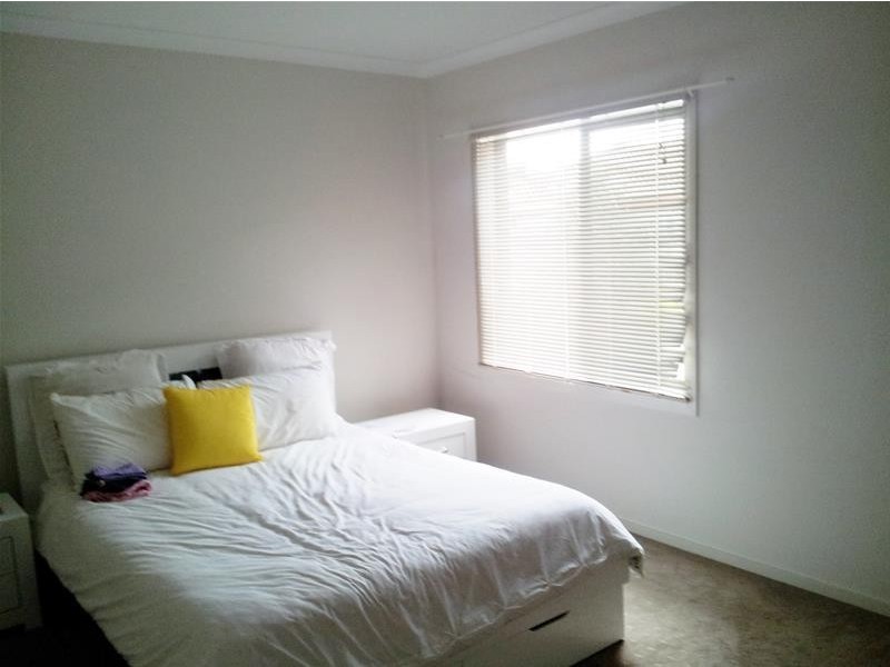 2/10 Loraine Court, Pakenham VIC 3810