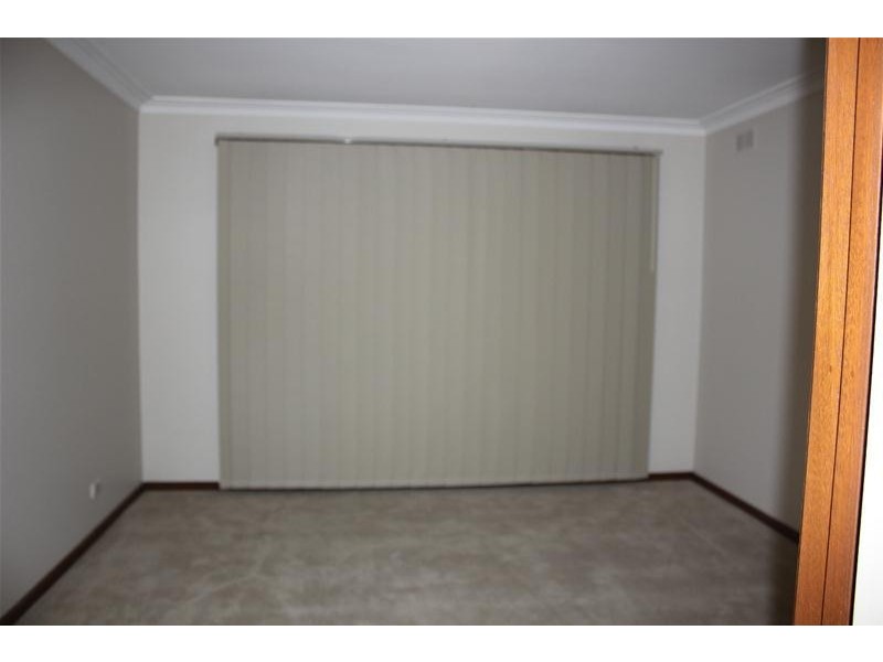 52 John Fawkner Drive, Endeavour Hills VIC 3802