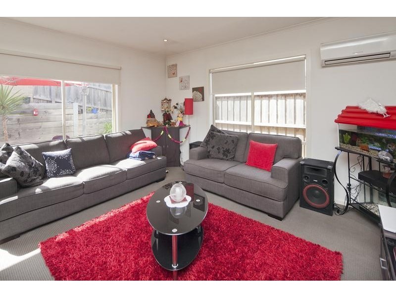 24/21 Kingfisher  Drive, Doveton VIC 3177