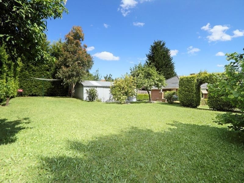 44 Crossdale Rise, Endeavour Hills VIC 3802