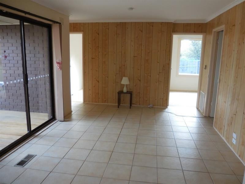 3 Manley Close, Endeavour Hills VIC 3802