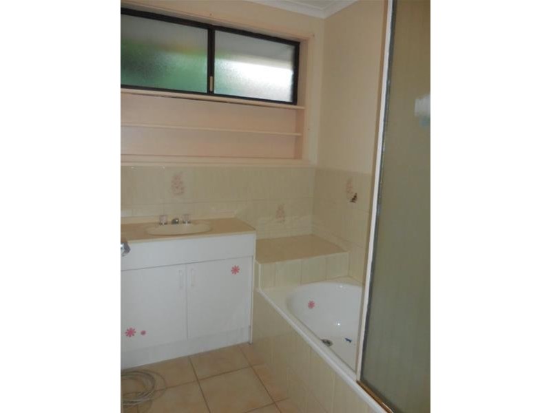 3 Manley Close, Endeavour Hills VIC 3802