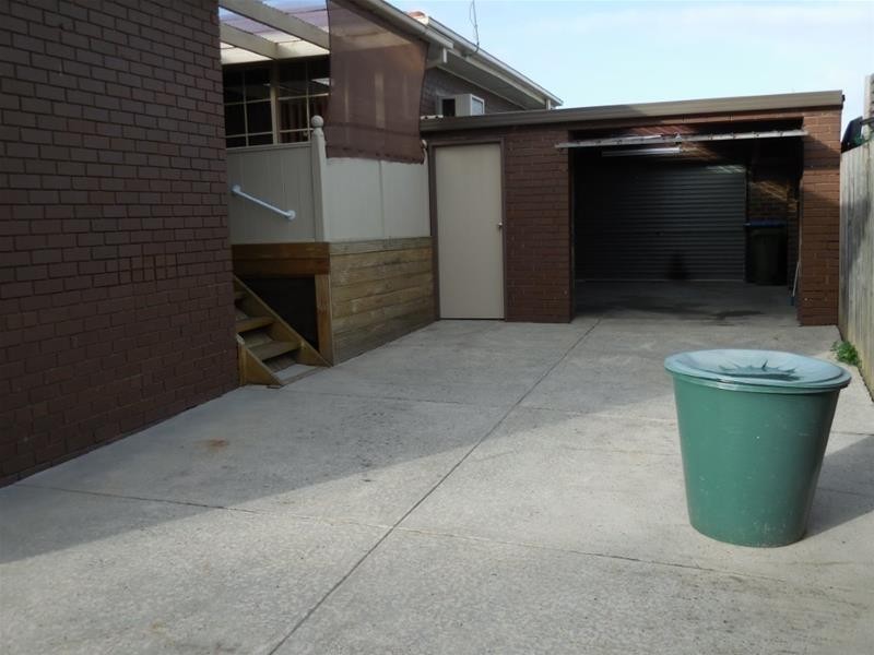 3 Manley Close, Endeavour Hills VIC 3802