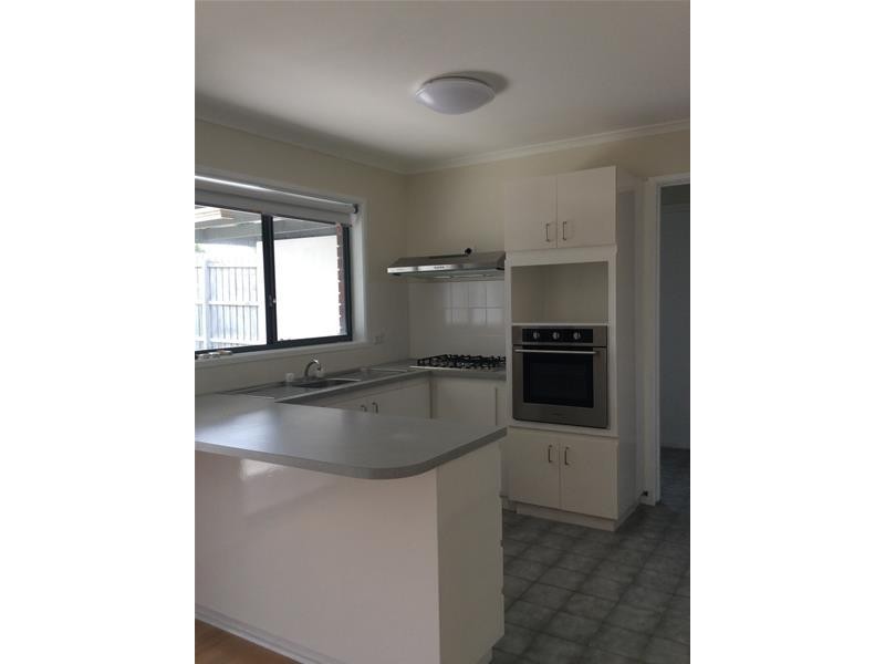 80 Nettle Drive, Hallam VIC 3803