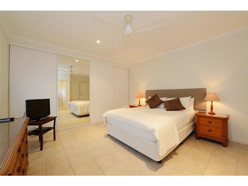 47 Cedar Road, Palm Cove QLD 4879