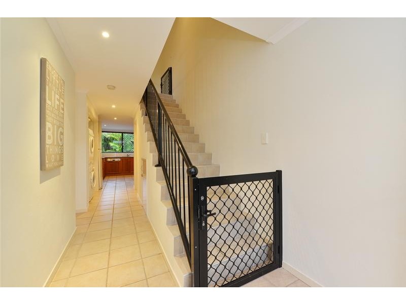 47 Cedar Road, Palm Cove QLD 4879