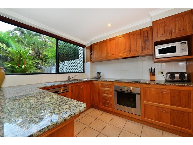 47 Cedar Road, Palm Cove QLD 4879