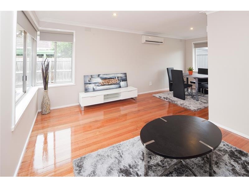 1 Gladesville Court, Dandenong North VIC 3175