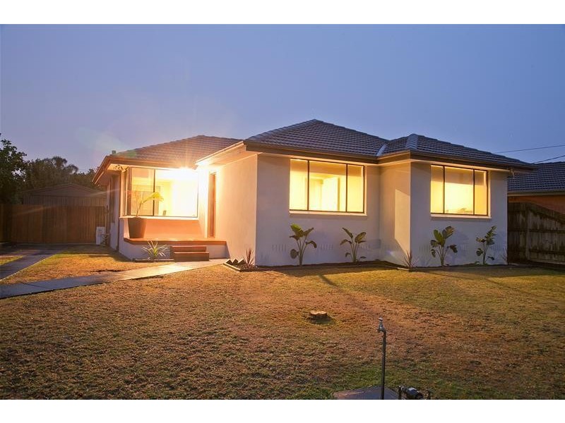 1 Gladesville Court, Dandenong North VIC 3175