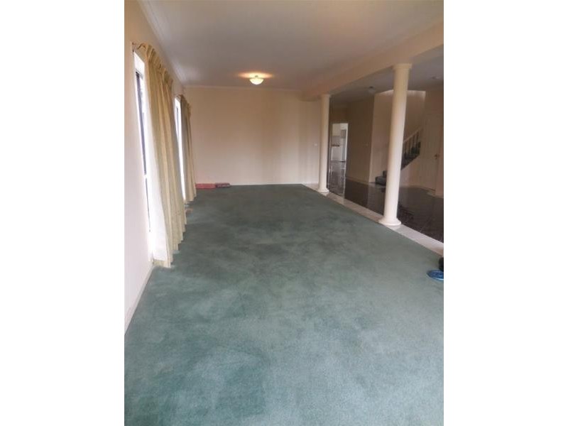 49 John Edgecumbe Way, Endeavour Hills VIC 3802