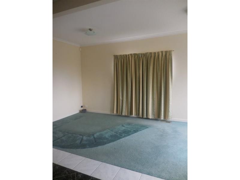 49 John Edgecumbe Way, Endeavour Hills VIC 3802