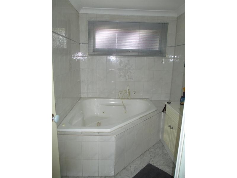 1 Knight Court, Endeavour Hills VIC 3802