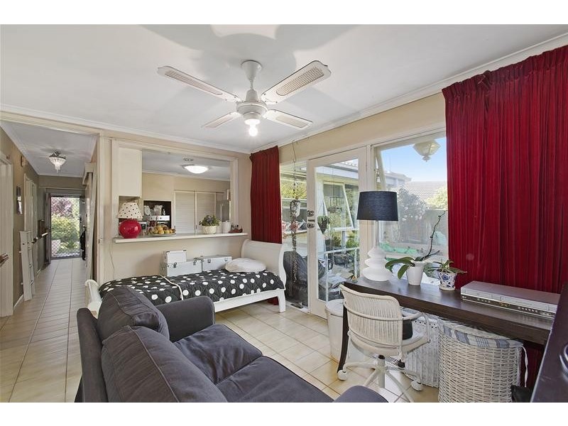 65 Neasham Drive, Dandenong North VIC 3175