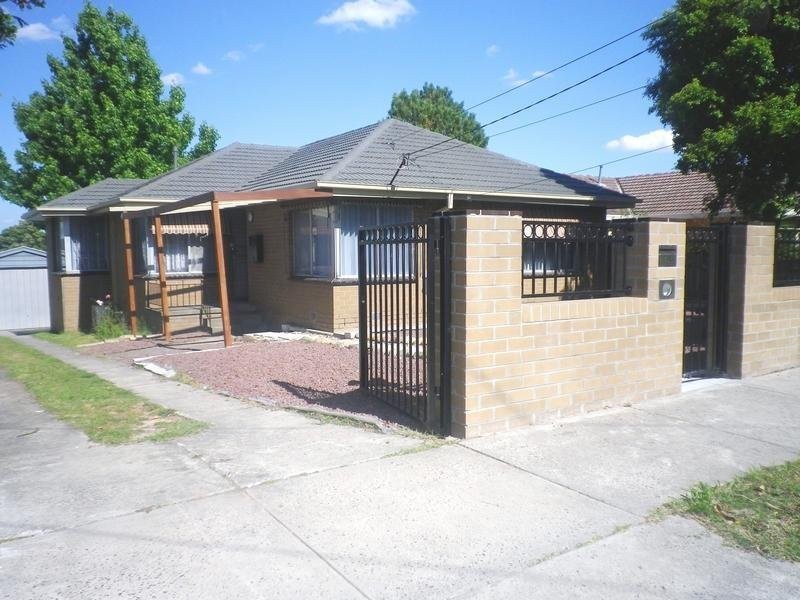 15 Fletcher Road, Dandenong North VIC 3175