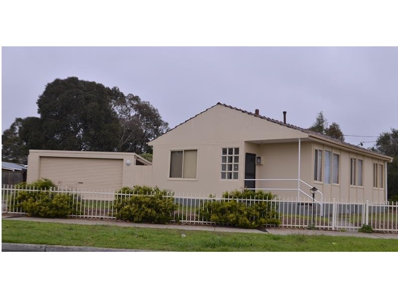 34 Rowan Drive, Doveton VIC 3177