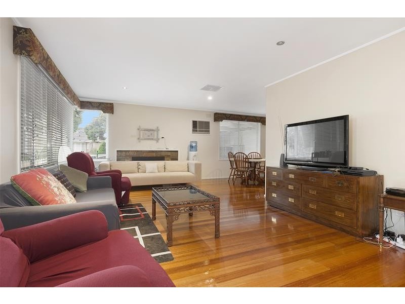 32 Mangana Drive, Mulgrave VIC 3170