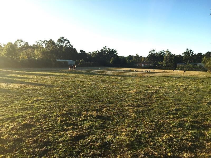 12 Green Valley Drive, Drouin VIC 3818