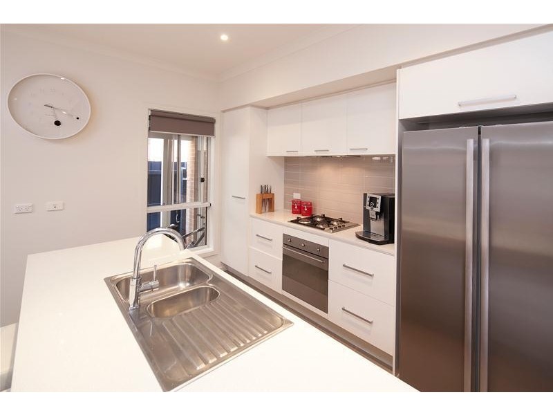 10 Barrier Reef Circuit, Endeavour Hills VIC 3802