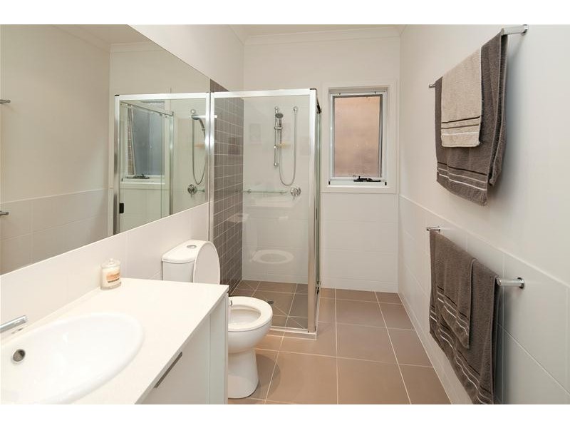 10 Barrier Reef Circuit, Endeavour Hills VIC 3802