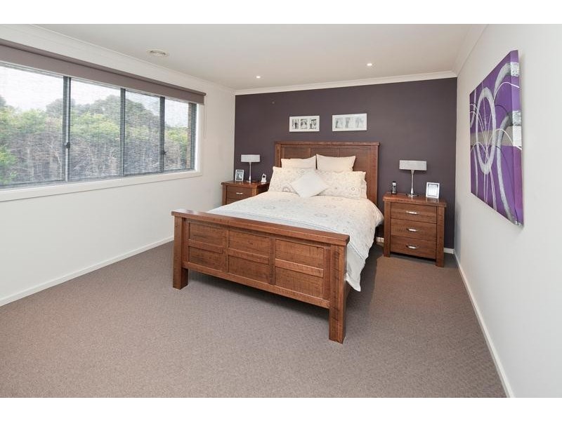 10 Barrier Reef Circuit, Endeavour Hills VIC 3802