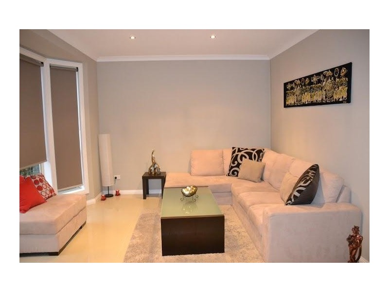 2/2 Judas Court, Doveton VIC 3177