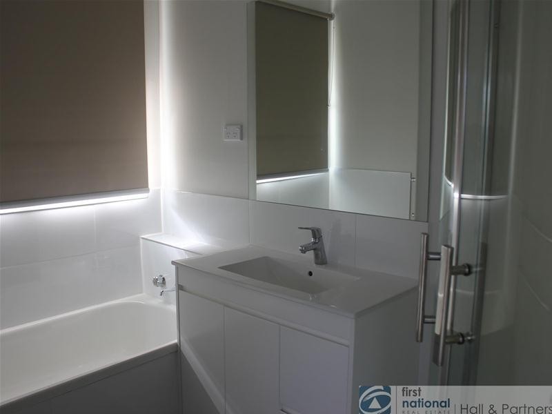 24 Kilberry Crescent, Hallam VIC 3803