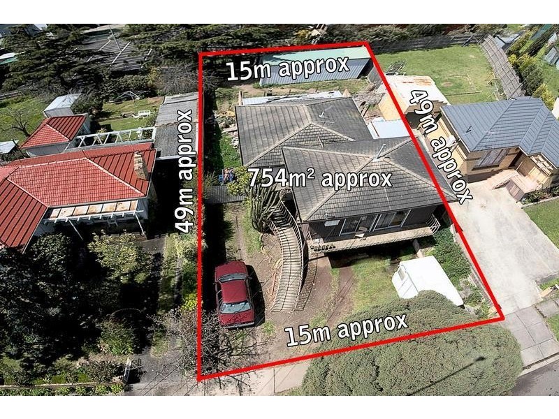 7 Alexander Avenue, Dandenong VIC 3175