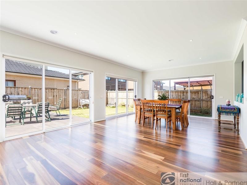 17 Havenstone Drive, Keysborough VIC 3173