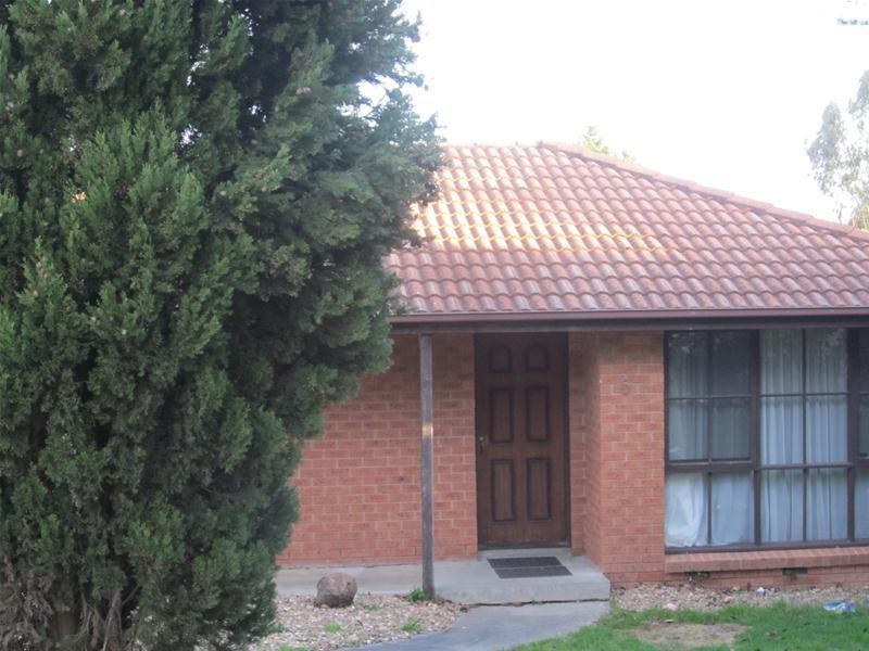 5 Shafer Court, Endeavour Hills VIC 3802