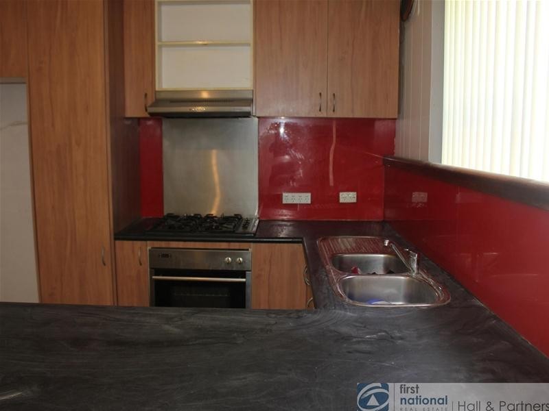 8 Pittosporum Grove, Doveton VIC 3177