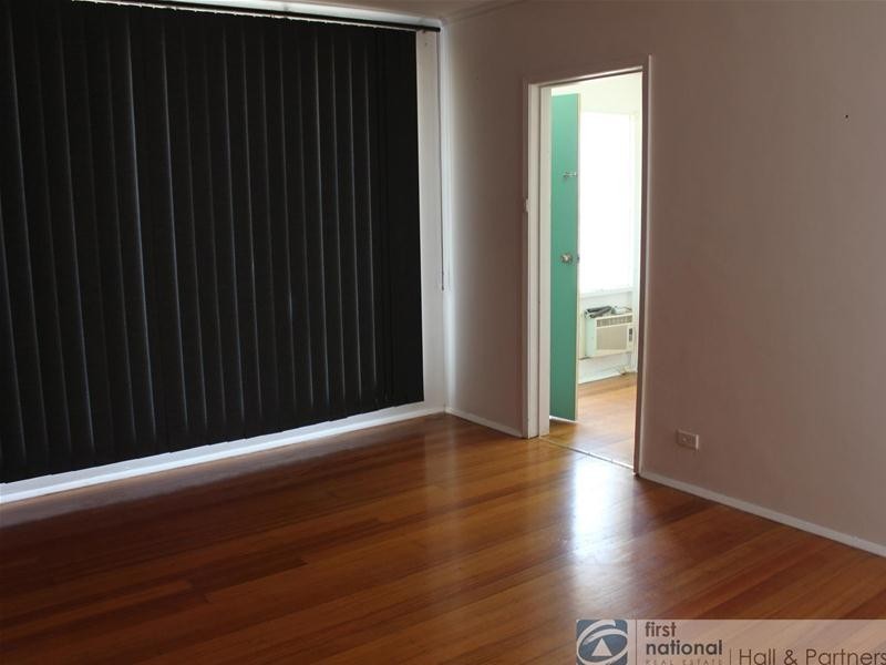 8 Pittosporum Grove, Doveton VIC 3177