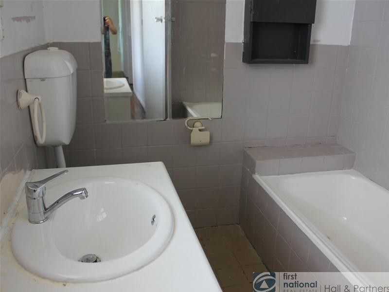 8 Pittosporum Grove, Doveton VIC 3177