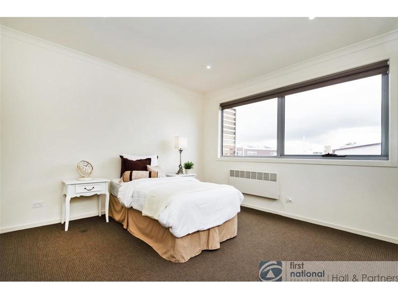 17 Alex Scott Way, Dandenong VIC 3175