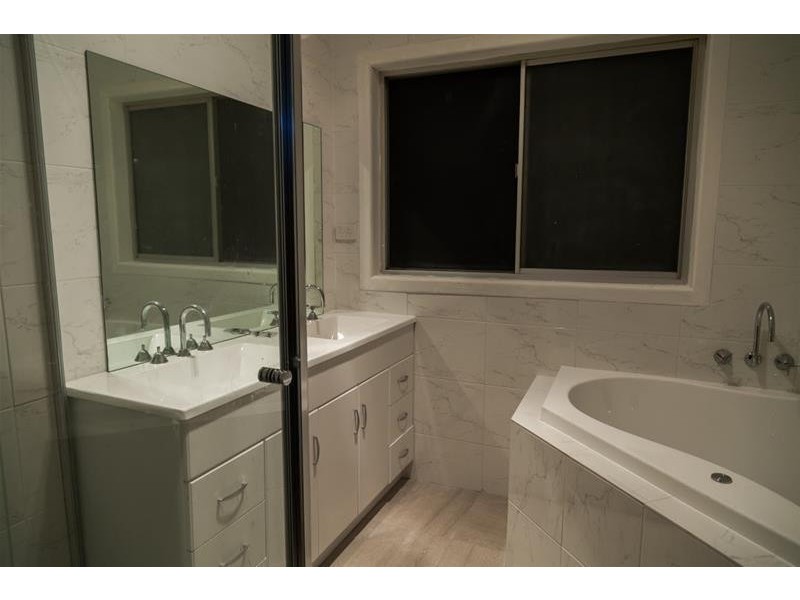 5 Hay  Court, Noble Park VIC 3174