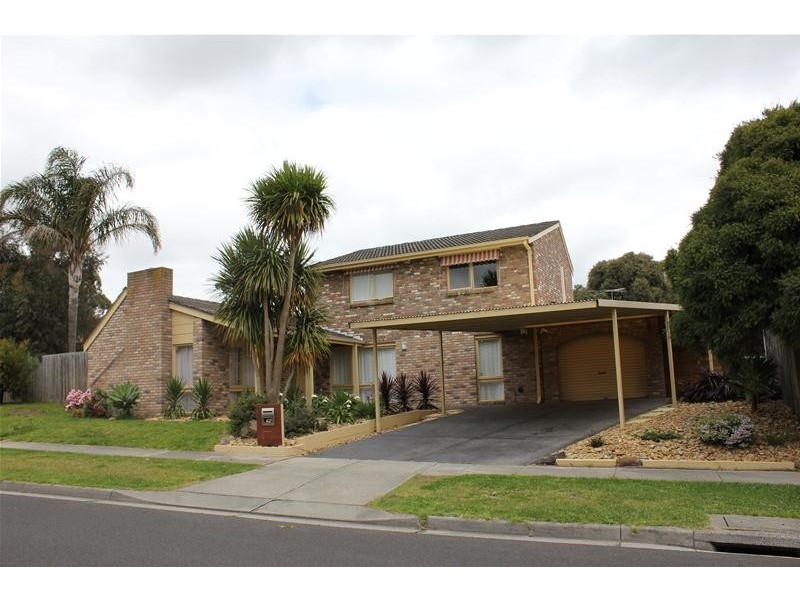 2 Mildura Crescent, Endeavour Hills VIC 3802