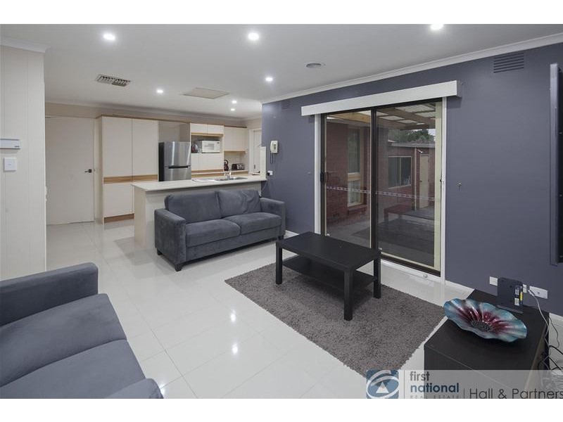 5 McAlpine Court, Dandenong North VIC 3175