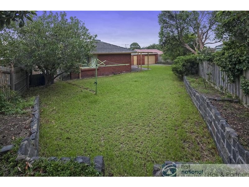 5 McAlpine Court, Dandenong North VIC 3175