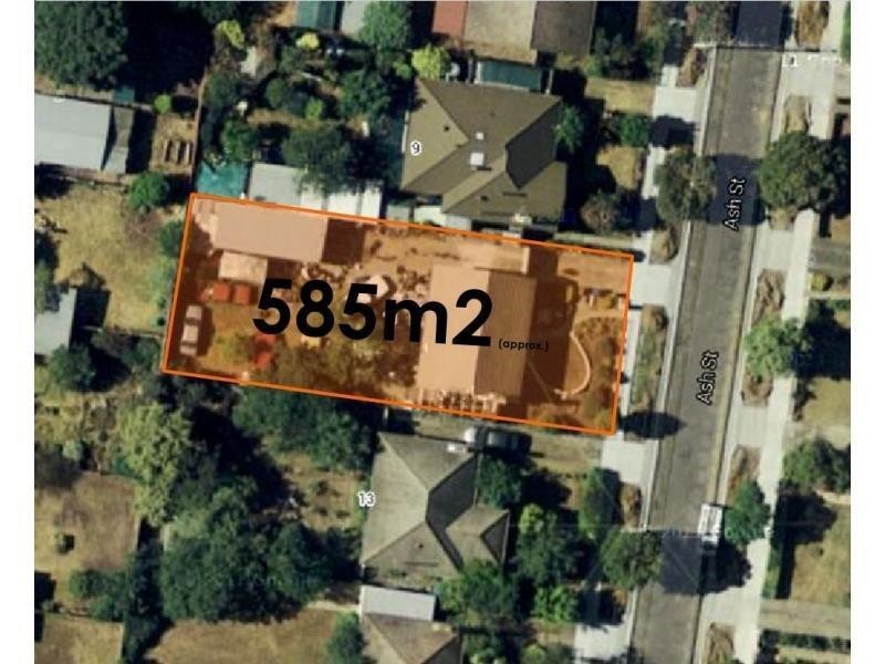 11 Ash Street, Doveton VIC 3177