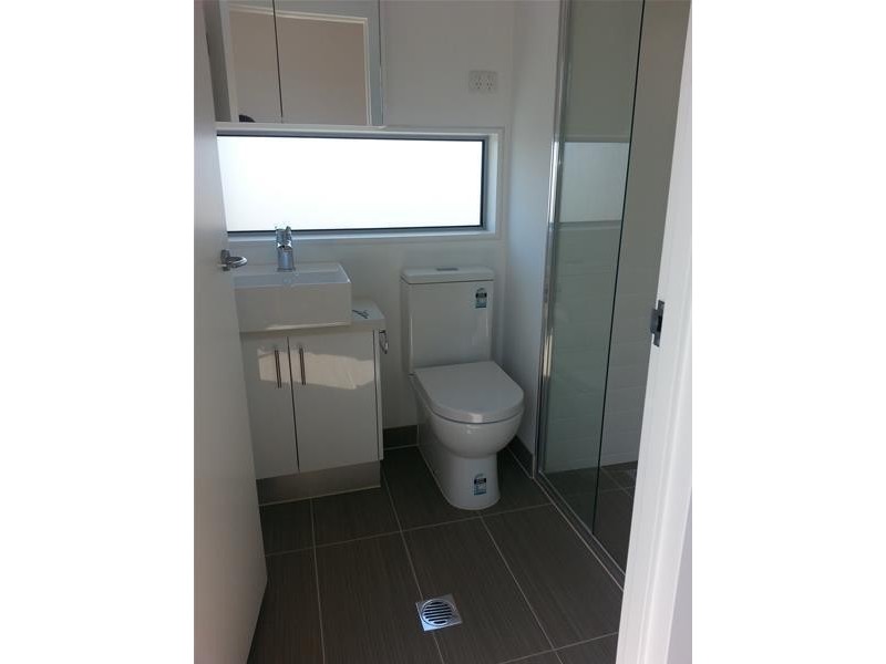 15/9 McFarlane Crescent, Dandenong VIC 3175