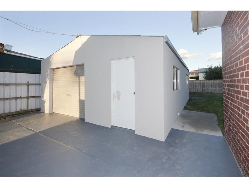 27 Scarlet Drive, Doveton VIC 3177