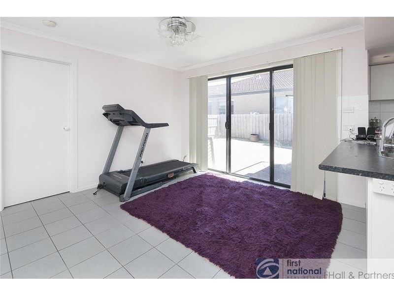 41 Oakgrove Drive, Narre Warren South VIC 3805