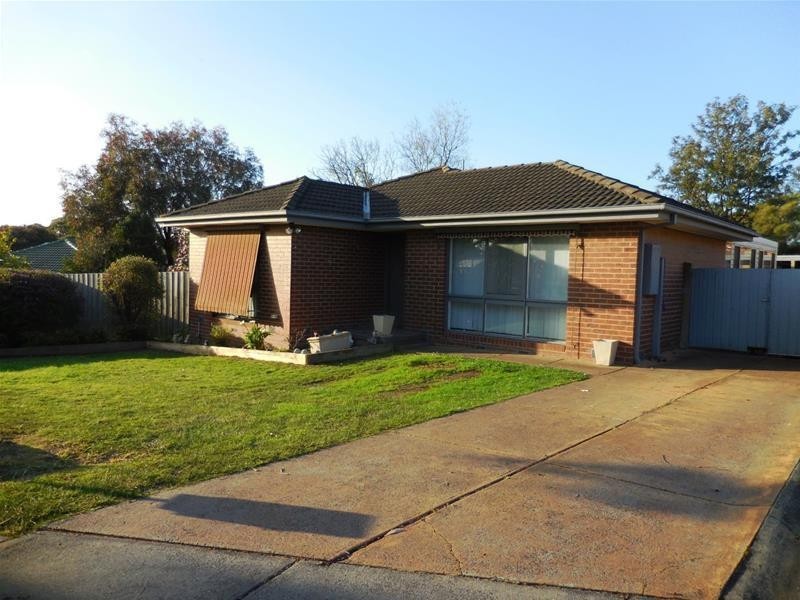 1 Melina Court, Endeavour Hills VIC 3802